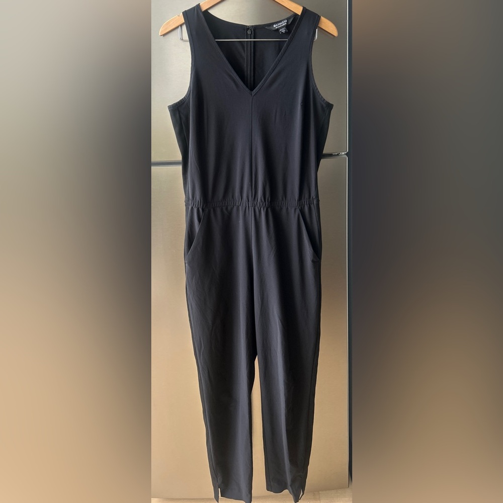 Athleta Brooklyn Jumpsuit Black Sleeveless Travel One Piece Size 8